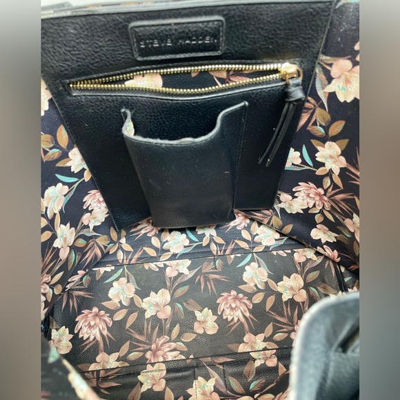 Steve Madden Black Leather Tote - Picture 5 of 9